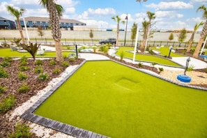 House, Multiple Beds (Best Windsor Island House) | Golf
