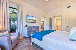 3 bedrooms, desk, iron/ironing board, travel crib