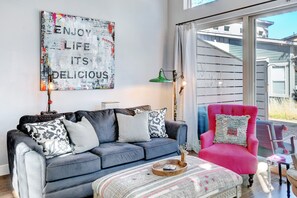 Smart-TV, peis, Hulu og bøker