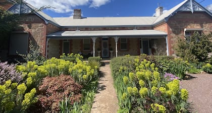 ‘Margaret Villa’ Circa 1890- gateway to the Southern Flinders Ranges!