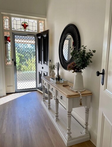 ‘Margaret Villa’ Circa 1890- gateway to the Southern Flinders Ranges!