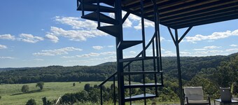 Cozy Shipping Container Home with River View near Eureka Springs 