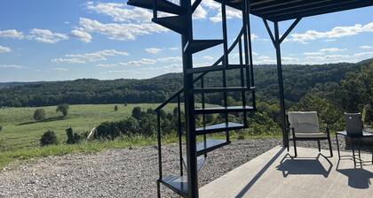 Cozy Shipping Container Home with River View near Eureka Springs