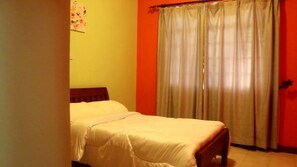 5 bedrooms - Beautiful 5 bedroom farmhouse with mountain view (Kilimambogo)