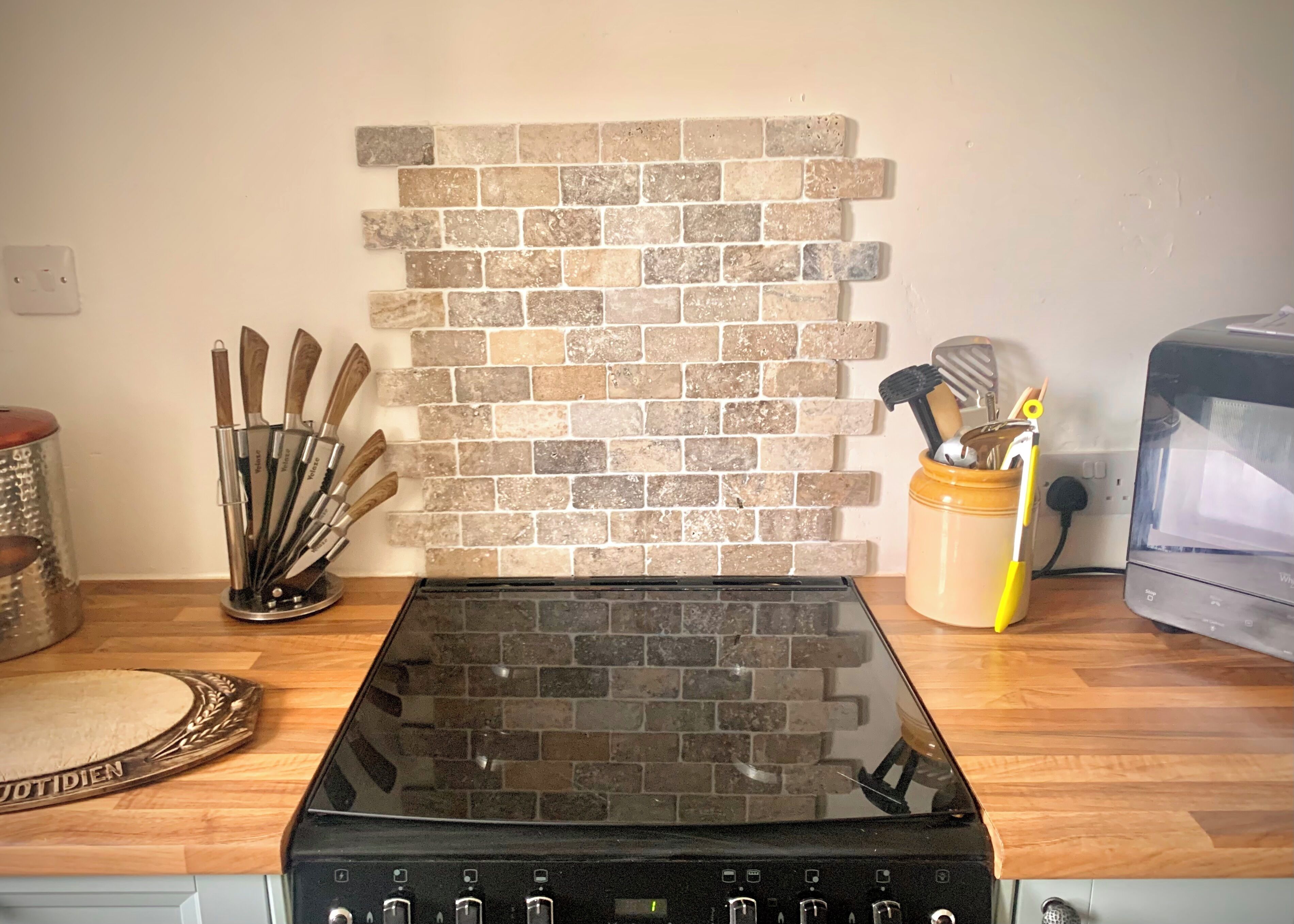 冰箱、微波炉、烤箱、炉灶