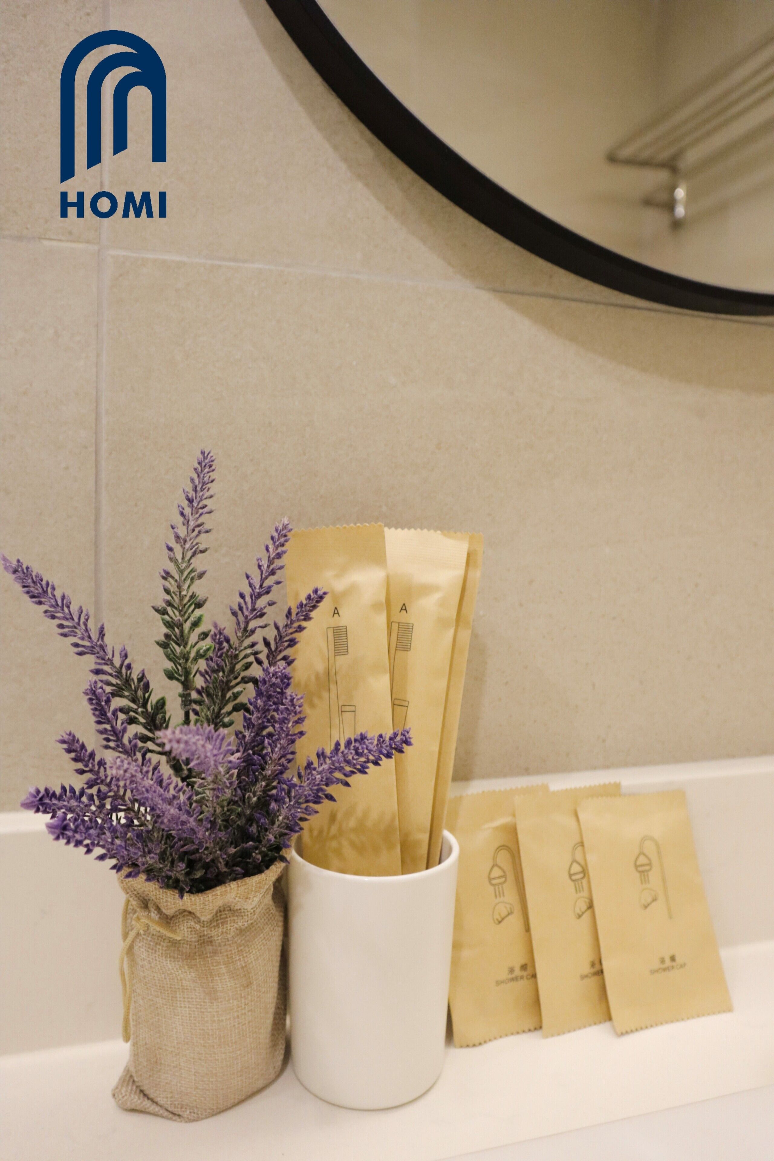 family room | bathroom | shower, hydromassage showerhead, free toiletries, hair dryer