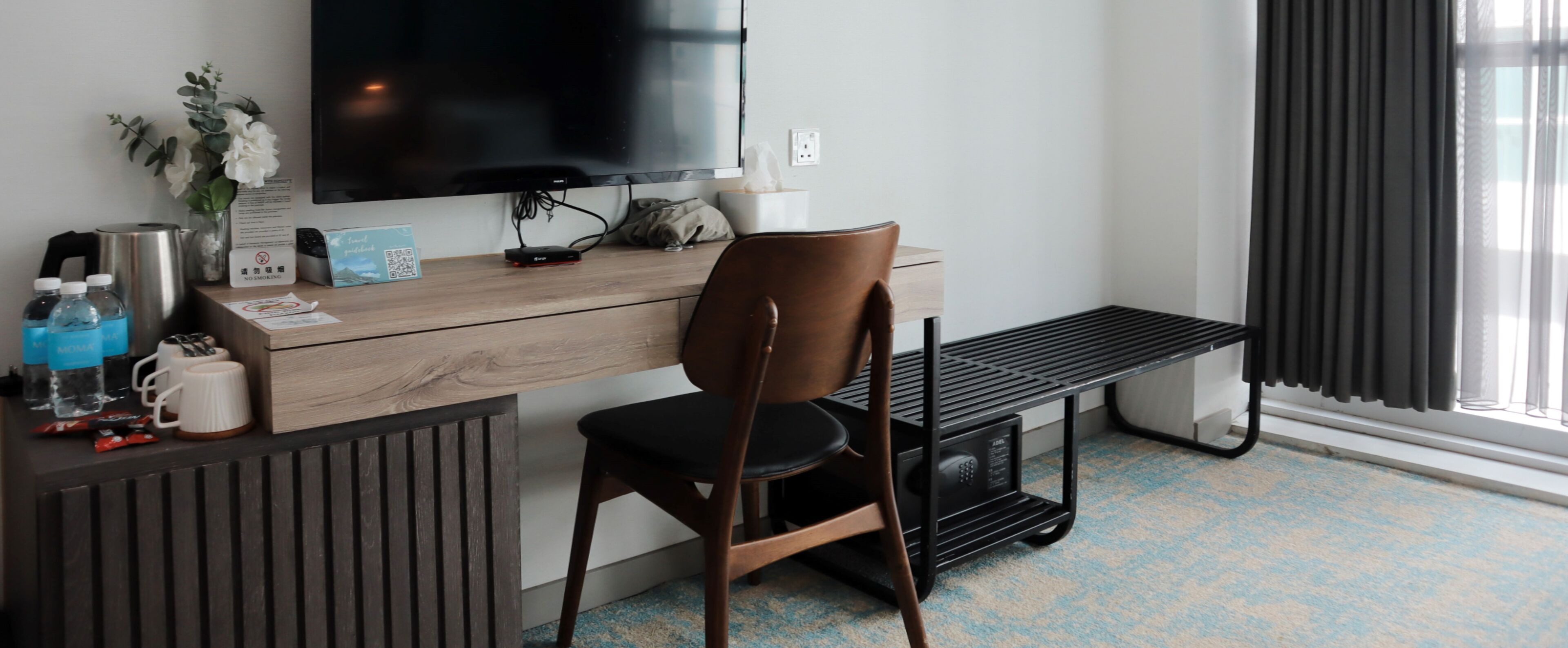 family room | 1 bedroom, in-room safe, desk, laptop workspace