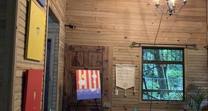 Cozy Cabin, 10 minutes from Heredia, forest around