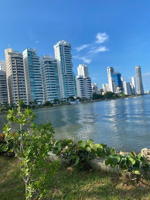 Exterior - Cartagena Beachfront 3br 3ba Condo ! Castillo Grande Beach! Views!! (Cartagena)