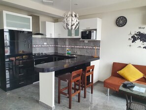 Dining tables - Beautiful apartment in Trujillo (Trujillo)