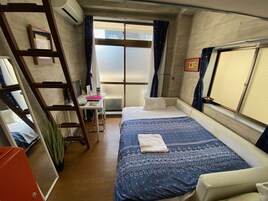 Habitación estándar doble | Cortinas opacas, tabla de planchar con plancha, wifi gratis