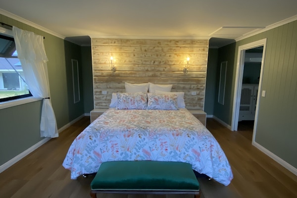 1 soveværelse, internetforbindelse