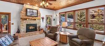 Meridian Magic-Fantastic 4BD home, Dog friendly