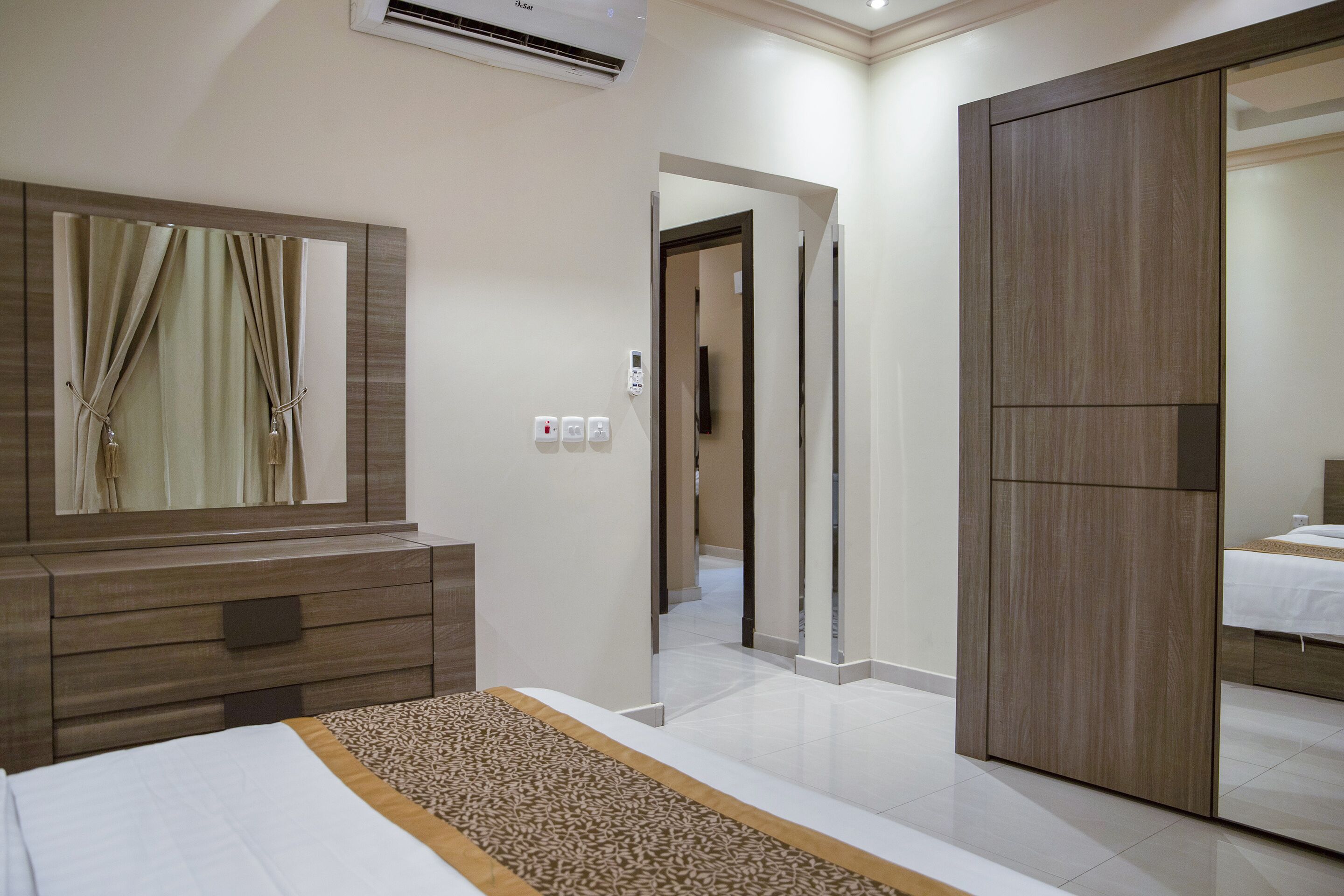 Leilighet, 1 soverom | Allergitestet sengetøy, skrivebord, lydisolert og wi-fi (inkludert)