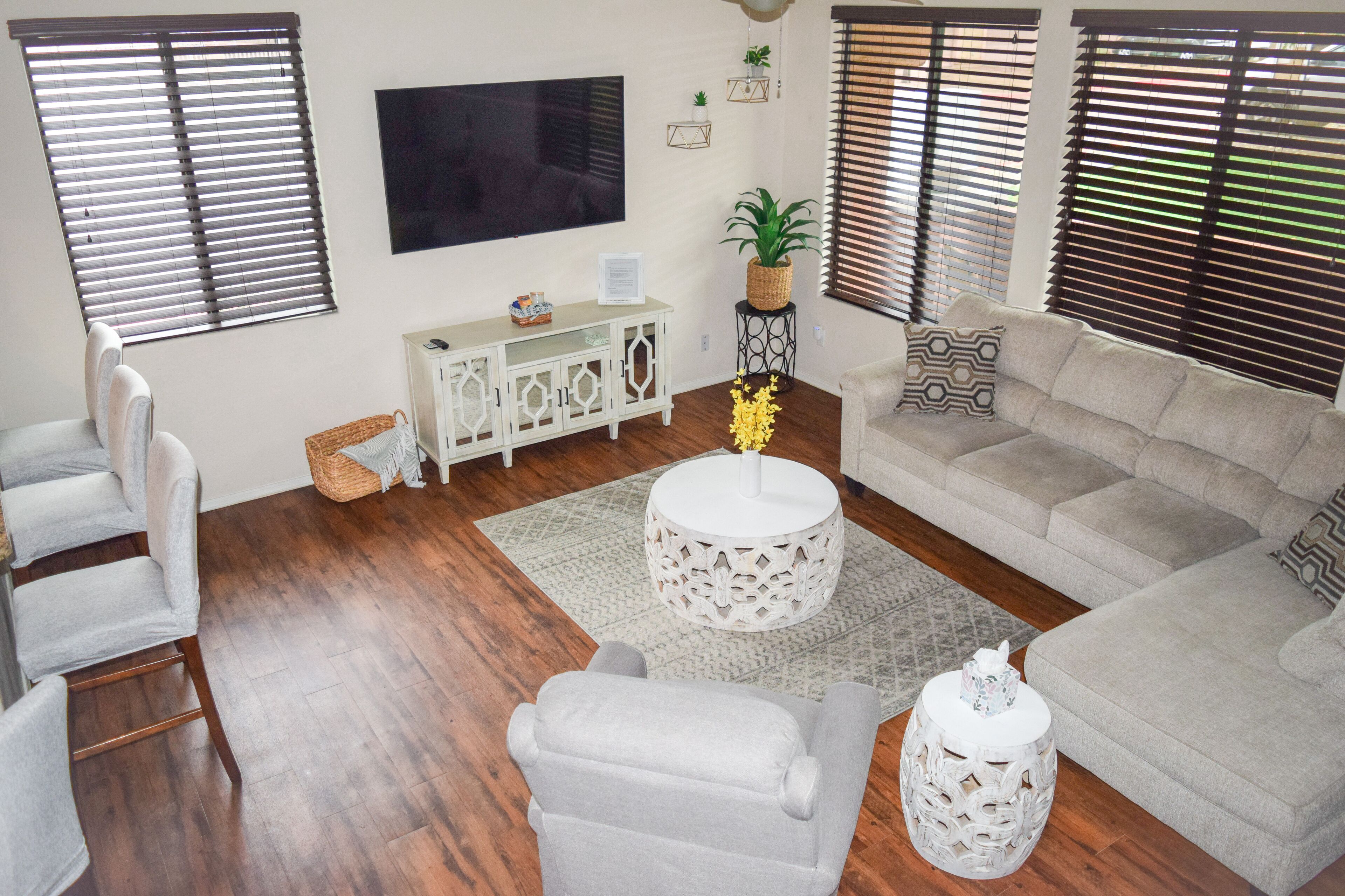 Contemporary Condo with Pool in prime location