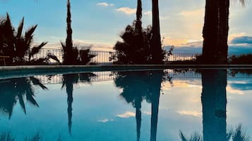 Piscina all'aperto