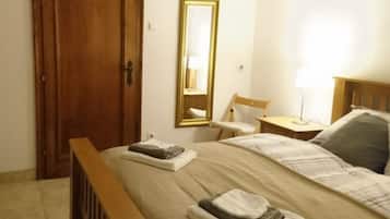 2 habitaciones, cuna de viaje, wifi gratis y ropa de cama