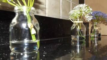 Microwave, oven, toaster, cookware/dishes/utensils