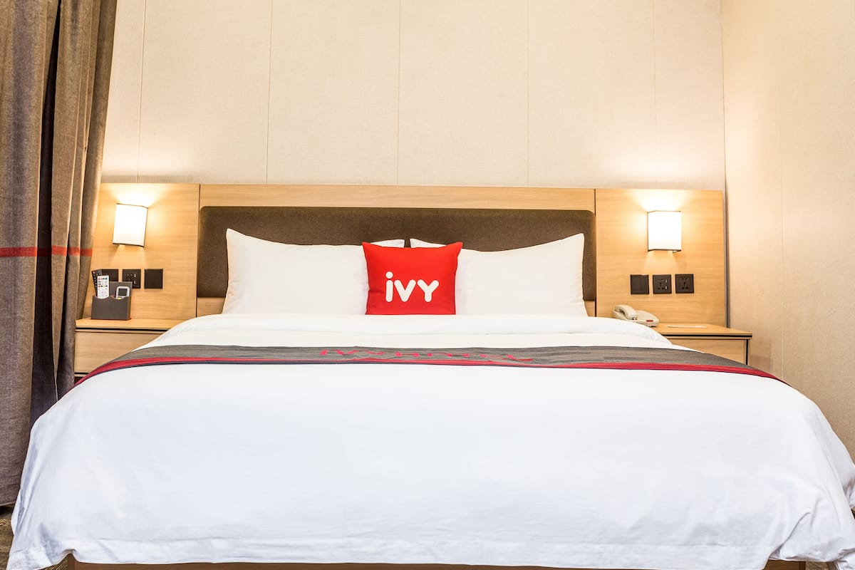 Doppia Superior, 1 camera da letto | 1 camera, una cassaforte in camera, una scrivania, Wi-Fi gratuito