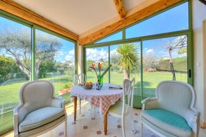 Dining - Maison Marine, Antibes, France (Antibes)