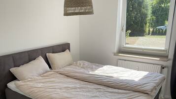 1 Schlafzimmer, Reisekinderbett, WLAN, Bettwäsche