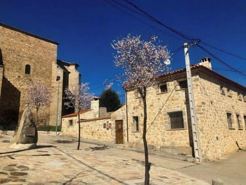 Rural house "El Gorgocil"4**** your meeting place, for 8 people