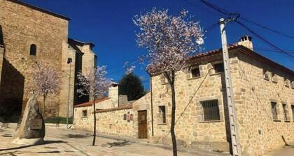 Rural house "El Gorgocil"4**** your meeting place, for 8 people