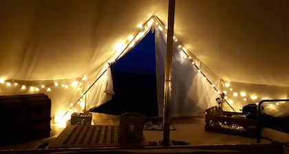 6m xl Bell Tent With log Burner, Near Whitby