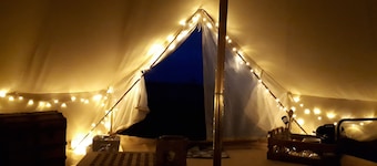 6m xl Bell Tent With log Burner, Near Whitby