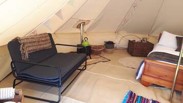 Kabin | Ruang keluarga | Perapian