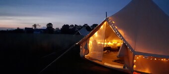 6m xl Bell Tent With log Burner, Near Whitby