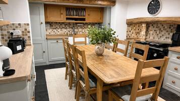 Luxury Cottage, Private Bathroom, Pool View (April Cottage) | Shared kitchen | High chair