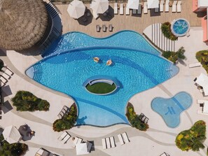 Utomhuspool