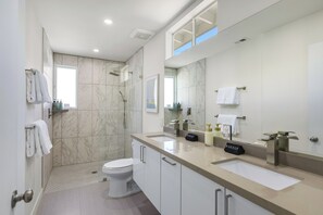 Een douche, een haardroger