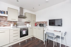 Premier Suite | Private kitchen