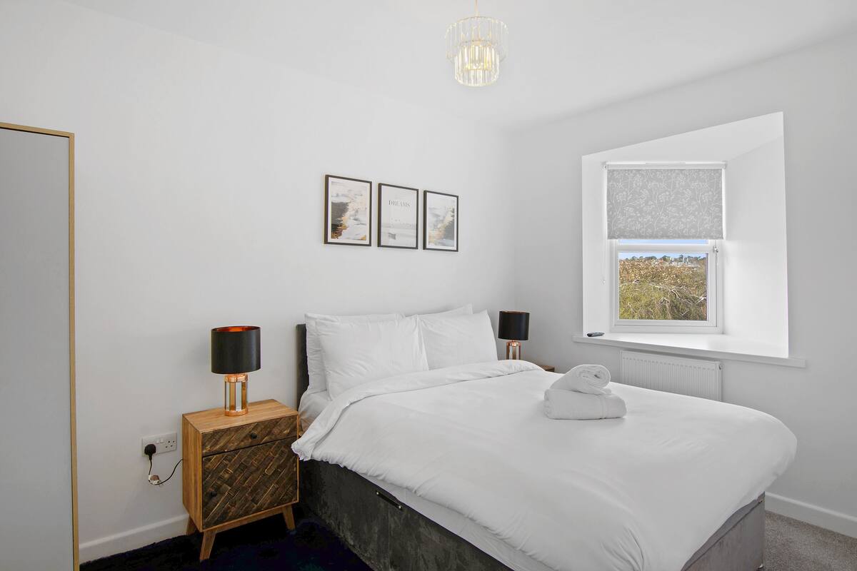 Deluxe-Suite | 1 Schlafzimmer, hochwertige Bettwaren, Daunenbettdecken