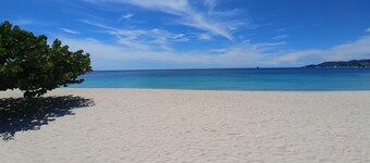 The Island Pad - Sleeps 4 Comfortably