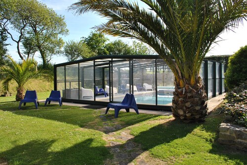 Charmante  maison Bretonne  avec piscine chauffée