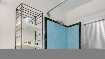 House | Bilik Mandi