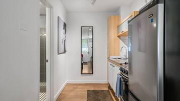 House | 1 bedroom, premium bedding, WiFi