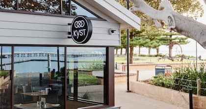 At Busso - Cabin 56- this lovely little cabin is located in the Geographe Holiday Par