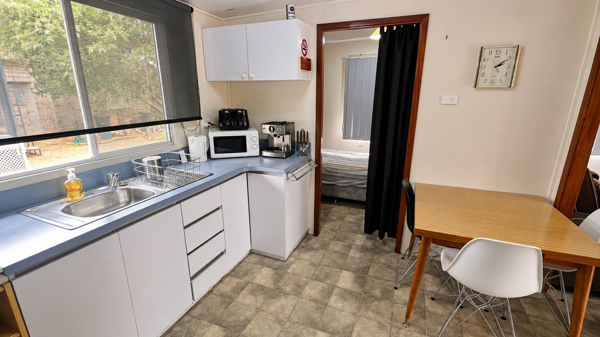 Fridge, microwave, oven, coffee/tea maker