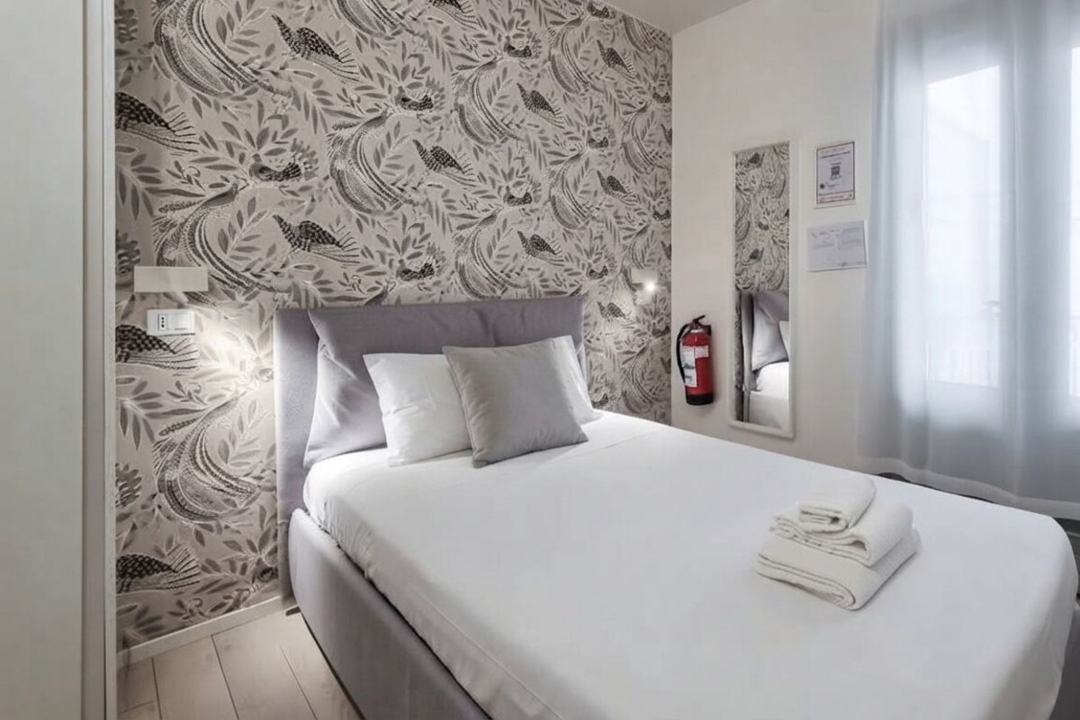 Design Studio | Cribs (surcharge), WiFi (free), bed sheets