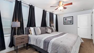 1 quarto, escrivaninha, Wi-Fi, roupa de cama