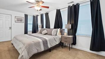 1 camera, una scrivania, Wi-Fi, lenzuola