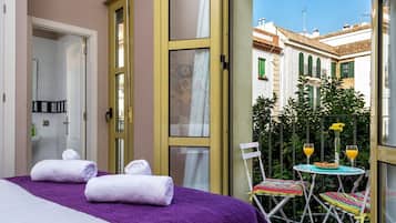 2 chambres, fer et planche Ă repasser, Wi-Fi gratuit, draps fournis