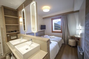 2 Schlafzimmer, Bügeleisen/Bügelbrett, kostenloses WLAN, Bettwäsche