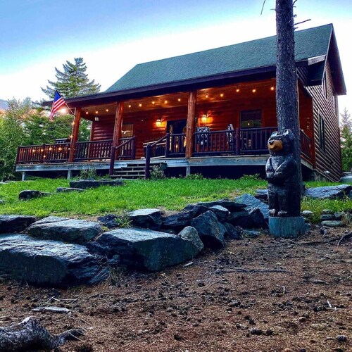 Secluded Cabin In the Maine Woods