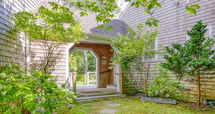Inviting home near town and the beach with fast WiFi and private W/D