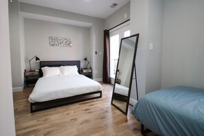 5 bedrooms, desk, iron/ironing board, free WiFi